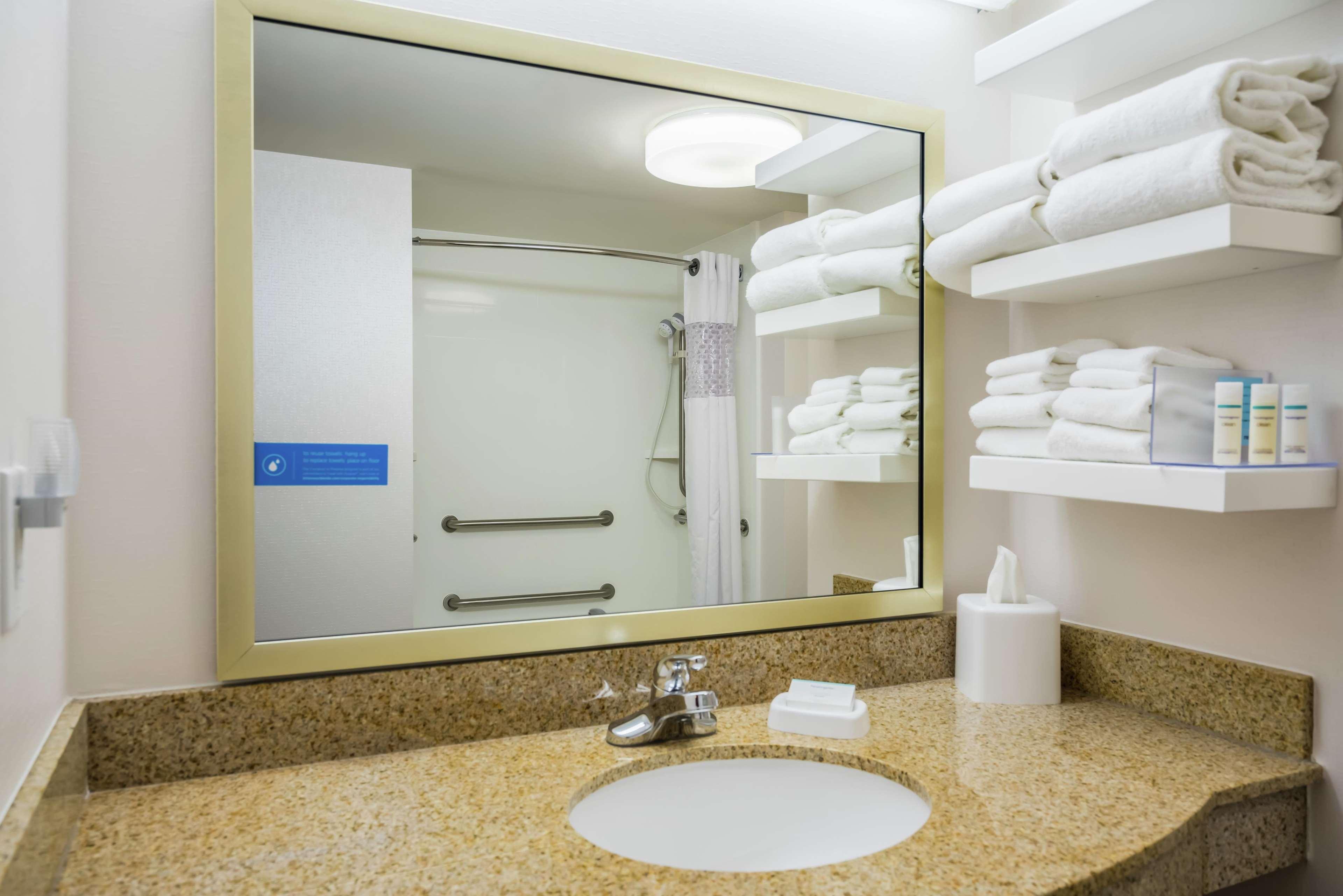 Hampton Inn Clifton Park Dış mekan fotoğraf